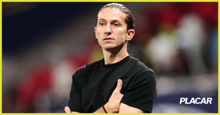 Flamengo surpreende e demite Filipe Luís após goleada histórica no Carioca