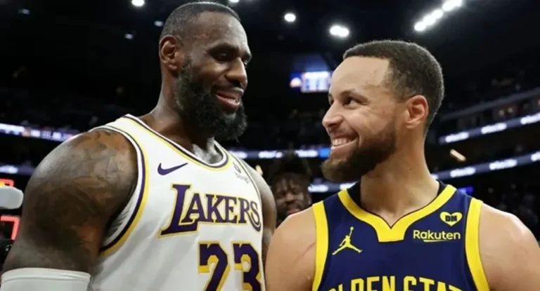 Steve Kerr Avalia o Impacto Único de Stephen Curry e LeBron James no Basquete