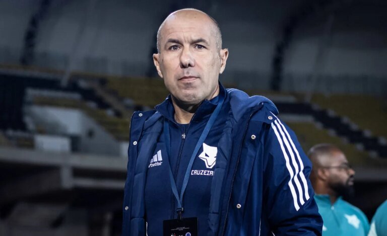 Leonardo Jardim no Flamengo: A Chegada do Treinador e a Revolução Tática no Ninho