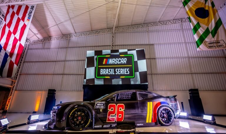 NASCAR Brasil Reforça Posicionamento Estratégico no CMO Summit 2026