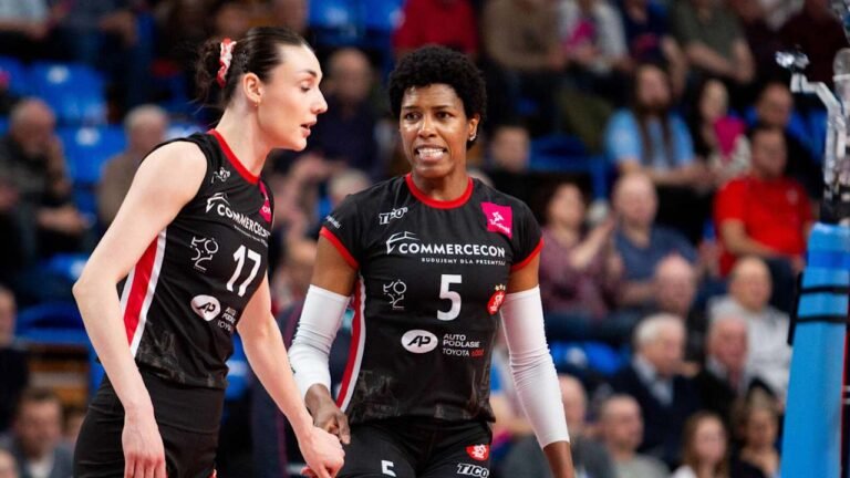 Brasileiras Lideram o Caminho para os Playoffs da Liga Polonesa de Vôlei