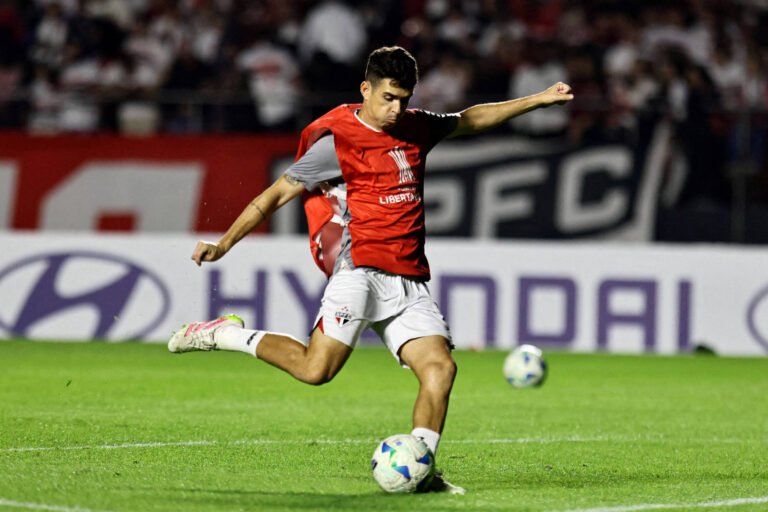 Oscar Anuncia Aposentadoria Prematura Aos 34 Anos Devido a Problema Cardíaco