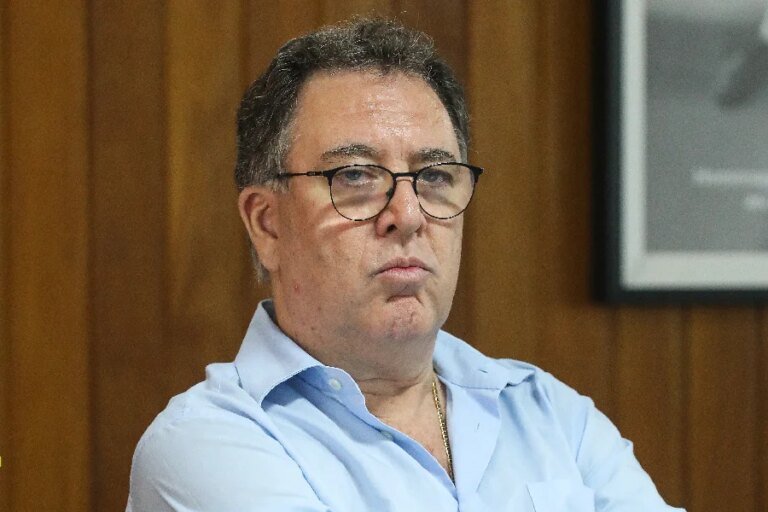 Santos: Teixeira Esclarece Relação com NR Sports e Detalha Dívida Bilionária