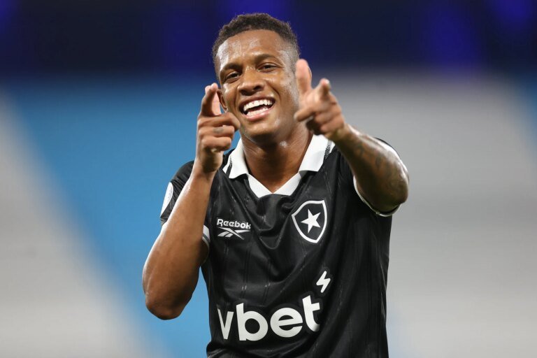 Sul-Americana: Botafogo Conquista Vitória Crucial Contra Racing na Argentina com Gol de Danilo