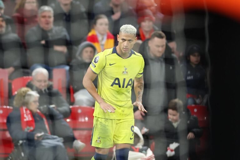 Tottenham x Brighton: Confronto Decisivo na Luta da Premier League 2025/26