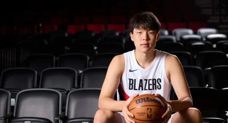 NBA Multa Portland Trail Blazers Por Contato Irregular com Calouro Hansen Yang