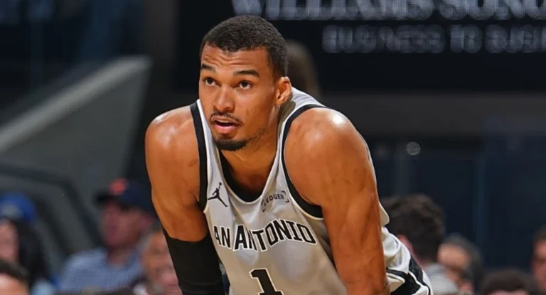 Corrida para MVP da NBA: Wembanyama Consolida Liderança em Ranking Dominado por Talentos Estrangeiros