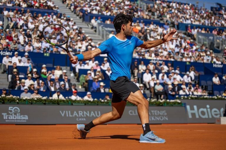 Alcaraz Considera Desistência de Roland Garros para Priorizar Recuperação de Lesão