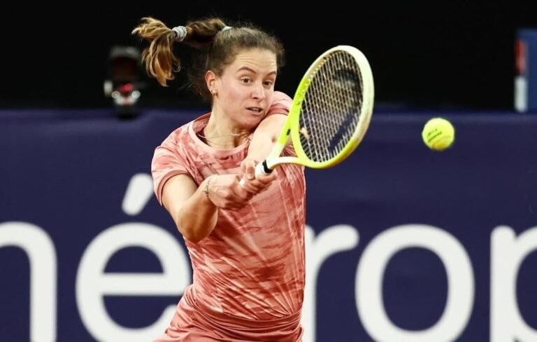 WTA Rouen: Cirstea Avança com Abandono de Adversária; Anhelina Kalinina Surpreende e Garante Vaga nas Quartas