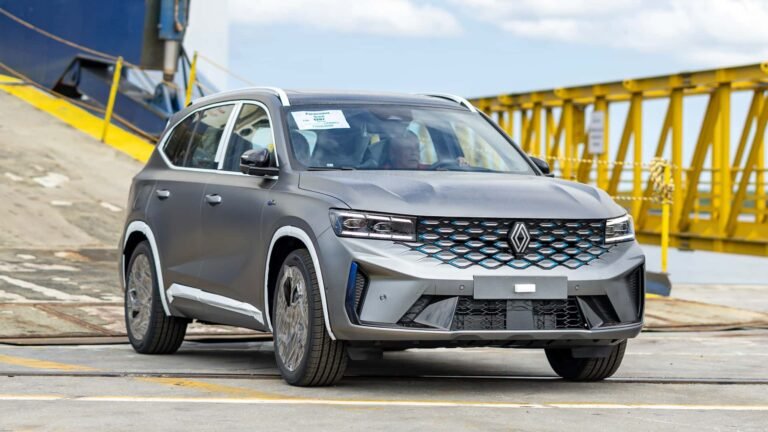 Renault Navega na Dinâmica Global Automotiva: Aprendizado Mútuo e Desafios de Produção