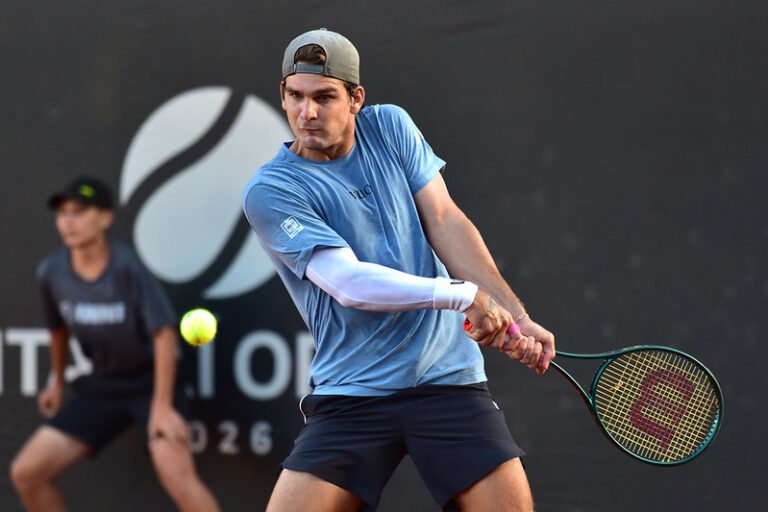 Thiago Wild Domina Duelo Nacional e Garante Vaga nas Quartas em Challenger Boliviano