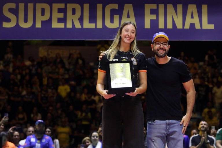 Melhor Oposta da Superliga, Bianca Cugno Mantém Portas Abertas para Voltar a Osasco