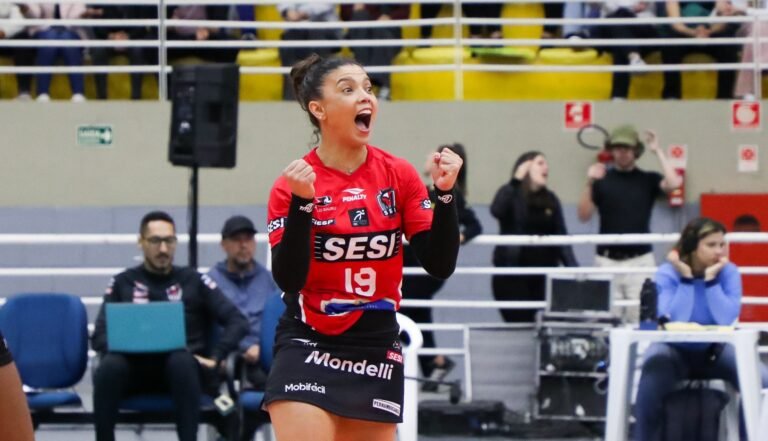 Léia Silva Anuncia Aposentadoria Após Duas Décadas de Destaque no Vôlei Brasileiro