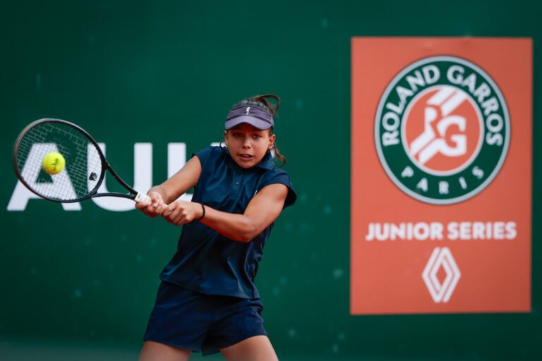 Destaque Brasileiro em Roland Garros: Fonseca Brilha e Barros Avança