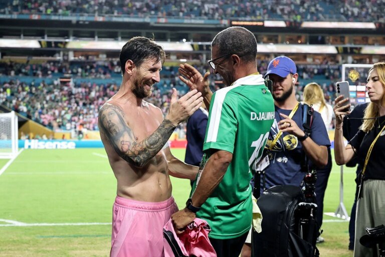 Messi e Djalminha: Duas Faces da Genialidade e a Objetividade no Futebol