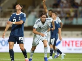 Itália Vence Grécia por 1 a 0 em Amistoso Internacional, Mesmo com Jogador a Menos