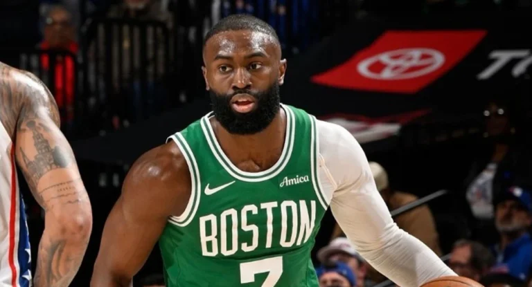 Jaylen Brown Vira Alvo no Mercado: Três Times Monitoram Estrela do Boston Celtics para Troca