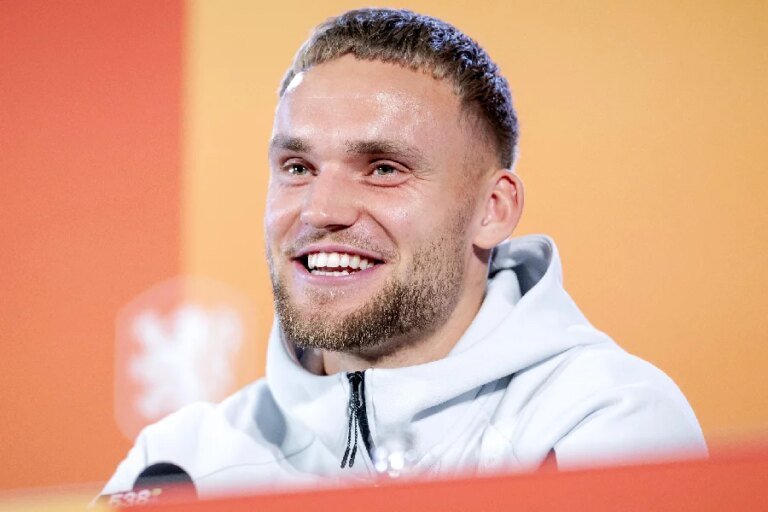 Holanda em Alerta: Lesão de Bart Verbruggen Gera Incerteza para Estreia na Copa do Mundo 2026